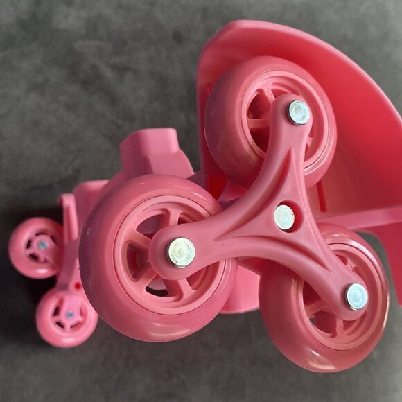 Kids Rolling Pink Wheeled Backpack Lunchbox & Pencil Case (6 wheels) NEW - Picture 6 of 8